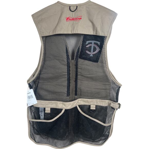 MN Twins Cabela's Maple Medium Vest Hunting Brown Black Pockets Mesh Lightweight - Picture 2 of 6